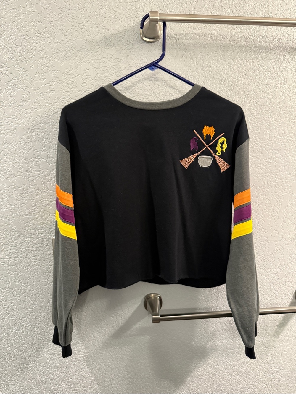 Hocus Pocus! Black & Gray Long Sleeve Cropped Sweatshirt
